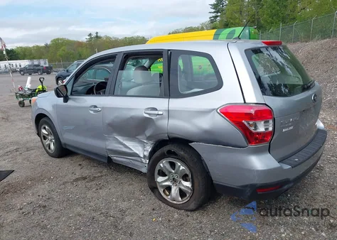 2015 Subaru Forester 2.5I z USA, uszkodzony, nr VIN JF2SJAAC5FG502119